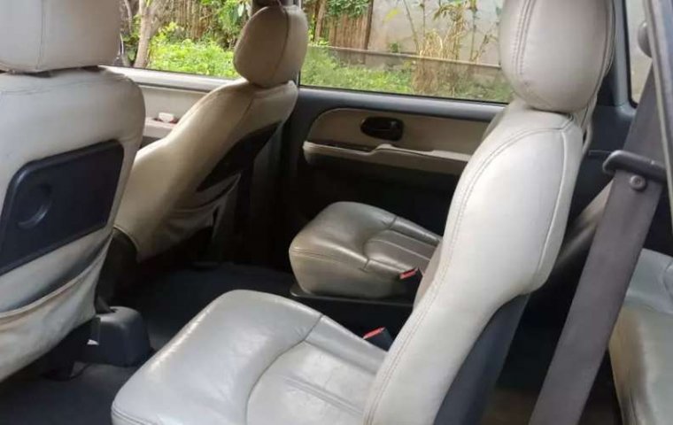 Hyundai Trajet 2002 Banten dijual dengan harga termurah