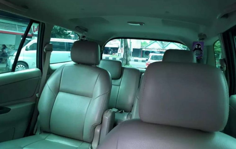 Mobil Toyota Kijang Innova 2012 G Luxury terbaik di DIY Yogyakarta