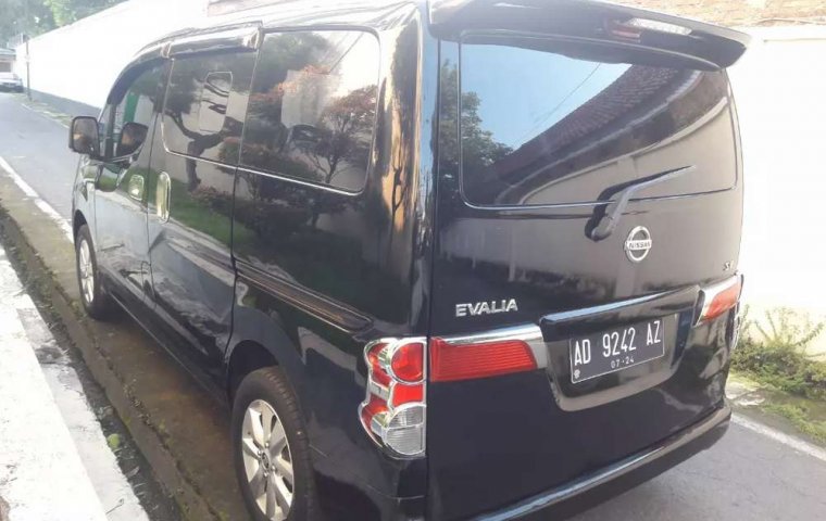Mobil Nissan Evalia 2013 SV dijual, Jawa Tengah