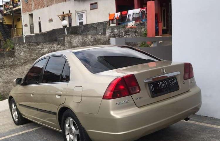 Jual mobil bekas murah Honda Civic VTi 2001 di Jawa Barat