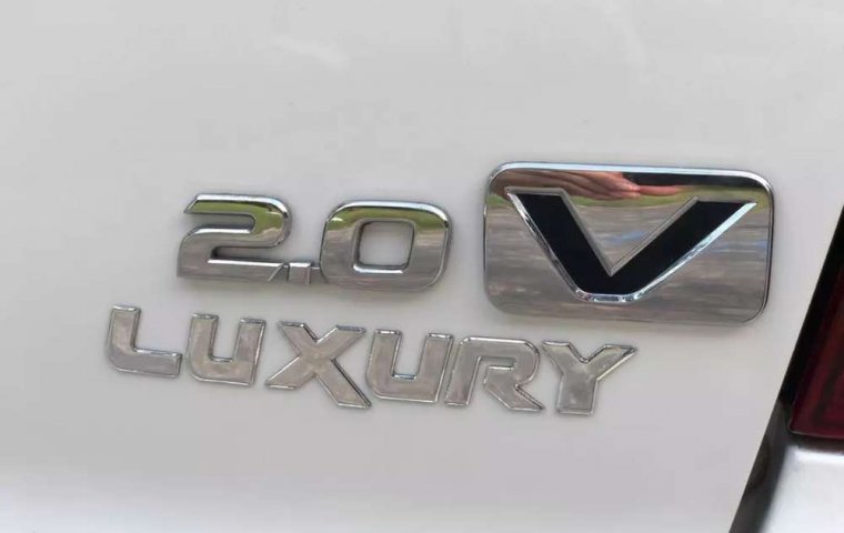 Jual mobil Toyota Kijang Innova V Luxury 2015 bekas, Jawa Timur