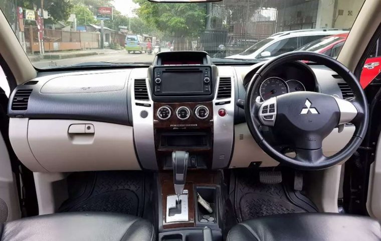 Mobil Mitsubishi Pajero Sport 2014 Dakar dijual, Jawa Barat