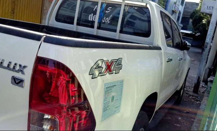 DKI Jakarta, Toyota Hilux V 2019 kondisi terawat