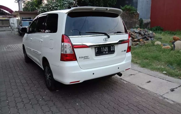 Mobil Toyota Kijang Innova 2012 2.5 G terbaik di Jawa Tengah