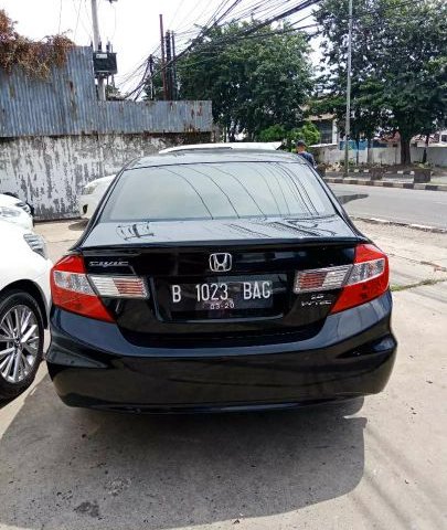 Dijual Cepat Honda Civic 1.8 2015 di Bekasi