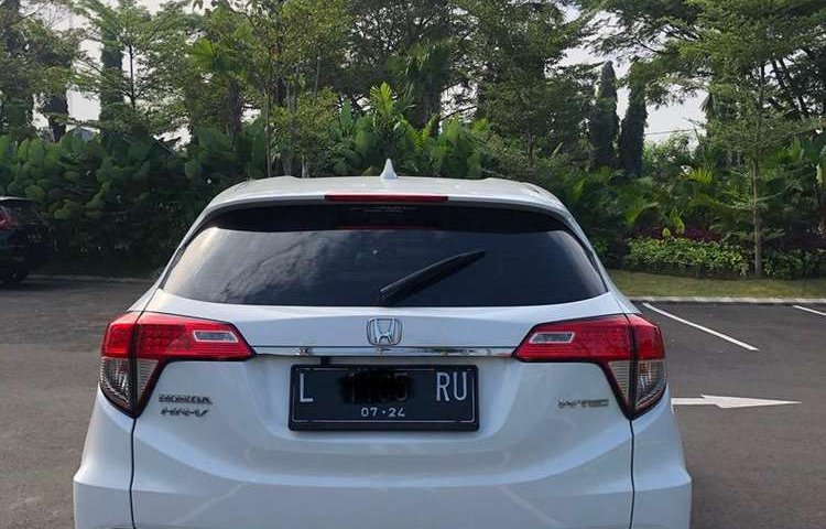 Jual mobil Honda HR-V S 2018 bekas, Jawa Timur
