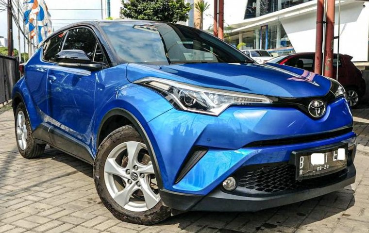 Jual Mobil Bekas Toyota C-HR 2018 di Tangerang Selatan