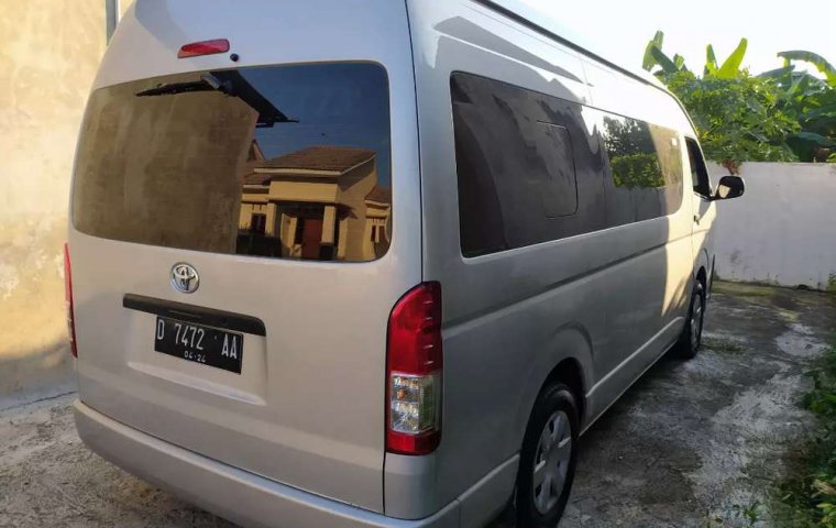 Jual mobil Toyota Hiace High Grade Commuter 2016 bekas, Jawa Tengah