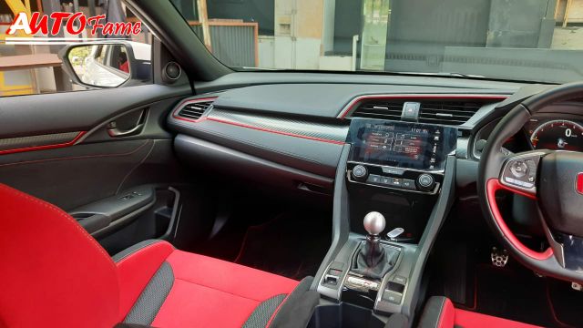 Dijual cepat mobil Honda Civic Type R FK8 2.0 Turbo 2018 di DKI Jakarta