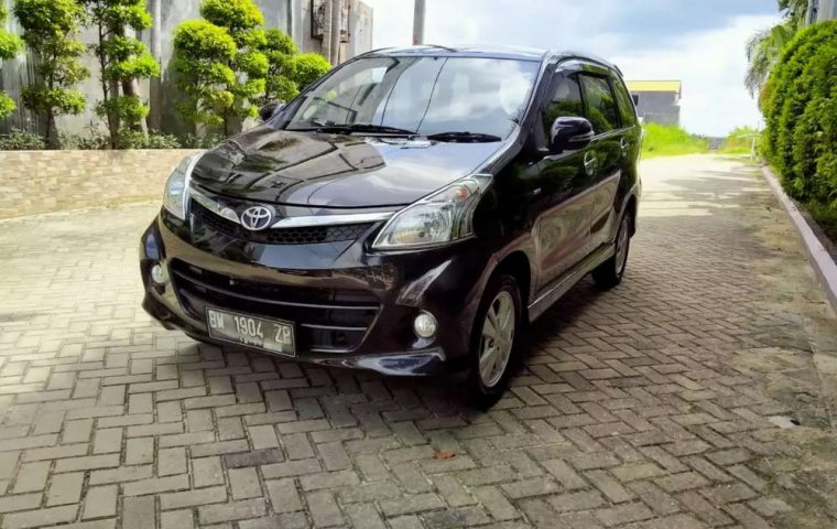 Jual Toyota Avanza Veloz 2012 harga murah di Riau