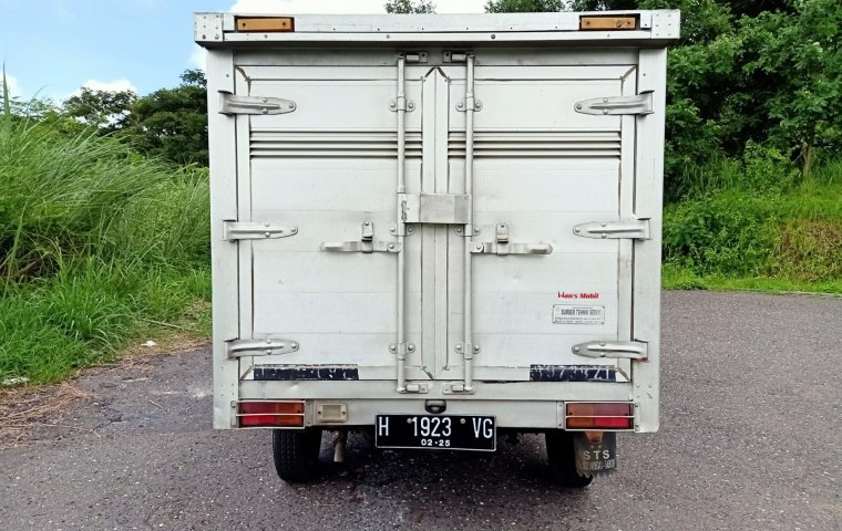 Dijual mobil bekas Daihatsu Gran Max STD BOX 2009 di Jawa Tengah