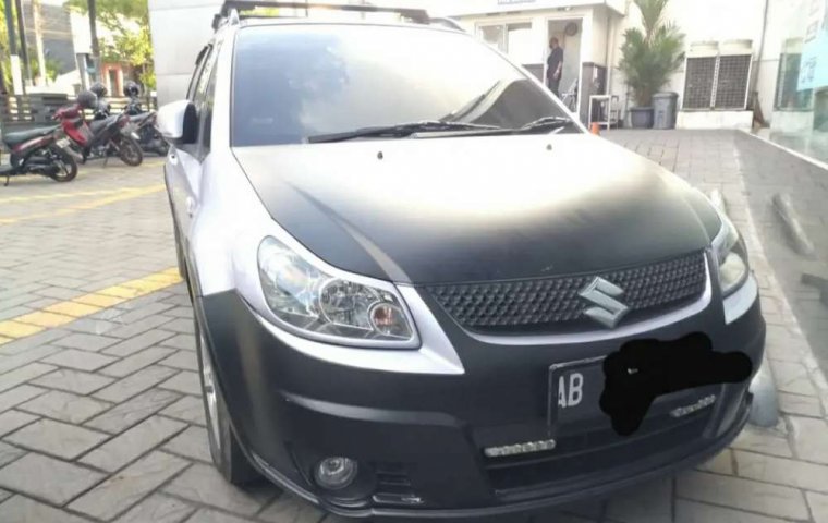 Mobil Suzuki SX4 2010 Cross Over terbaik di DI Yogyakarta