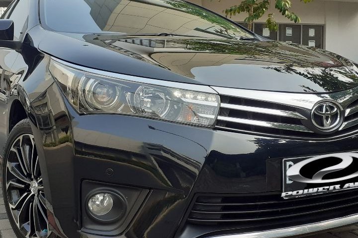 Dijual Mobil Toyota Corolla Altis 1.8 V 2014 Tangerang Selatan