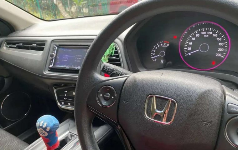 Dijual mobil bekas Honda HR-V E, Pulau Riau 