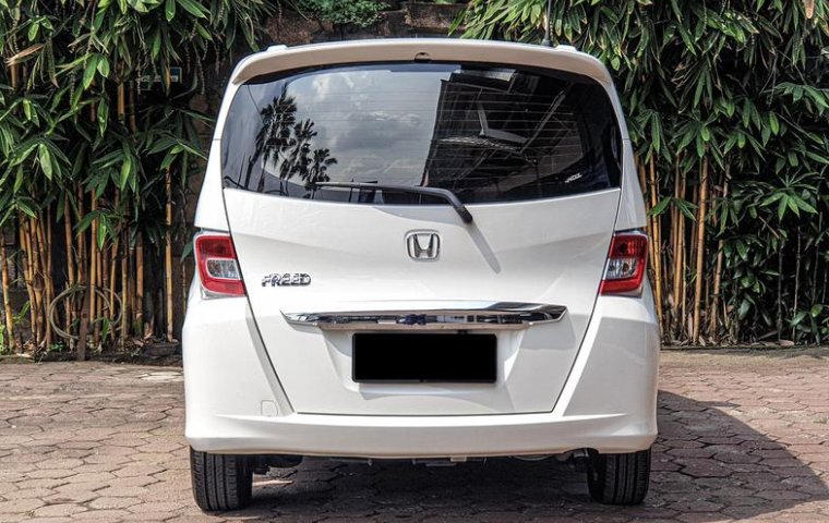 Jual Mobil Bekas Honda Freed E 2015 di Tangerang Selatan
