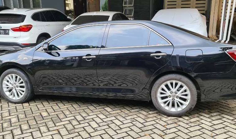 Jual mobil bekas murah Toyota Camry V 2018 di Banten