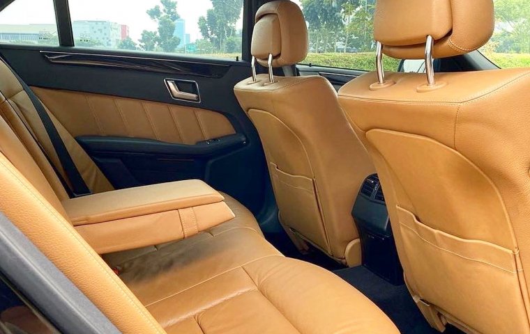 Dijual Cepat Mercedes-Benz E-Class 250 2012 di Tangerang Selatan