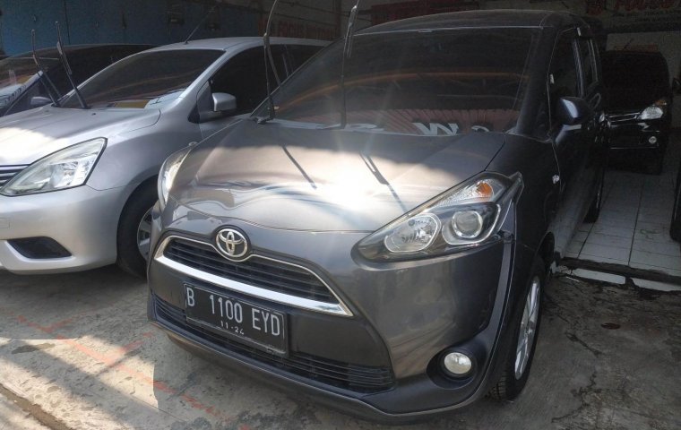 Jual Mobil Bekas Toyota Sienta G 2016 di Bekasi