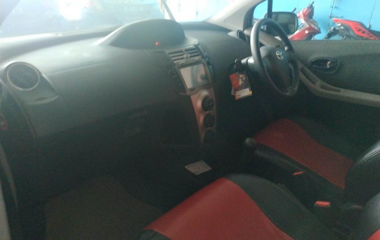 Dijual Mobil Toyota Yaris E 2010 MT di Bekasi
