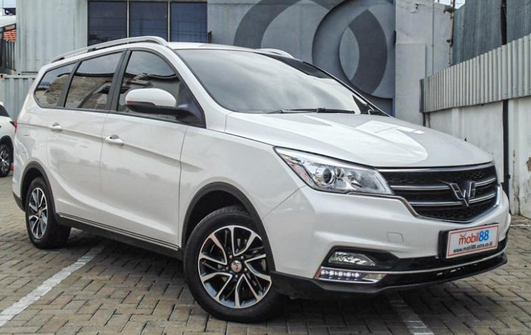 Jual Mobil Bekas Wuling Cortez 1.8 C 2018 di Jawa Tengah