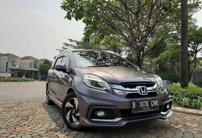 Dijual Mobil Honda Mobilio RS 1.5 CVT AT 2014 Tangerang