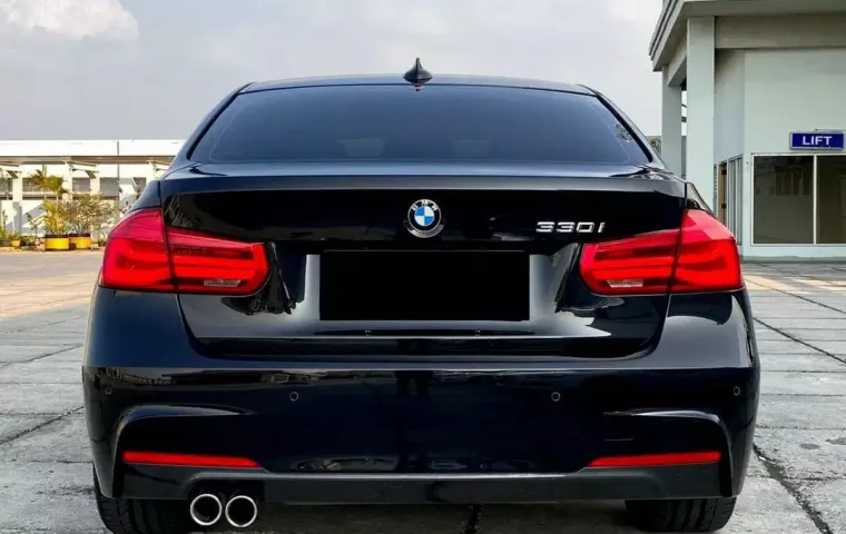 Jual mobil BMW 3 Series 330i 2018 , Kota Jakarta Utara, DKI Jakarta