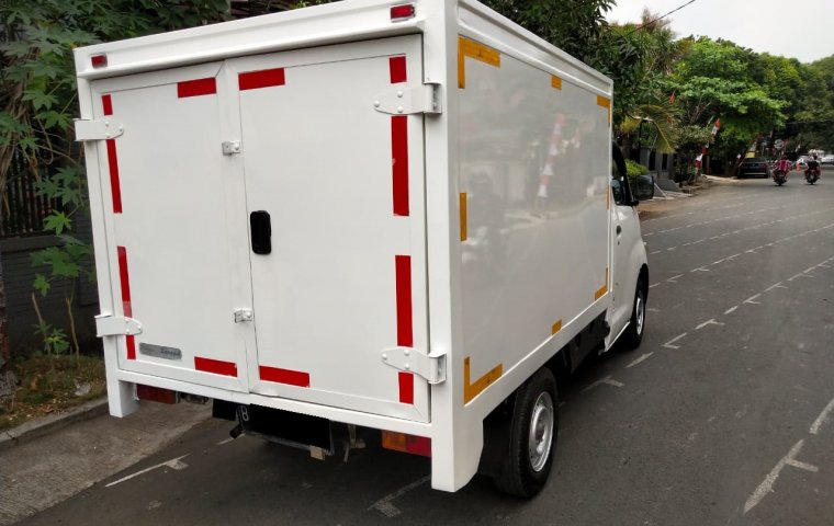Jual Mobil Daihatsu Granmax Box 1.300 cc 2015 DKI Jakarta