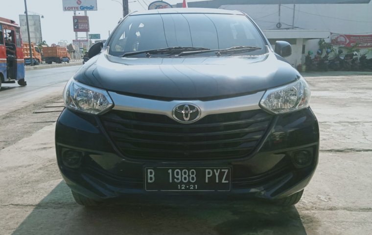 Dijual Cepat Toyota Avanza E 2016 Hitam di Bekasi