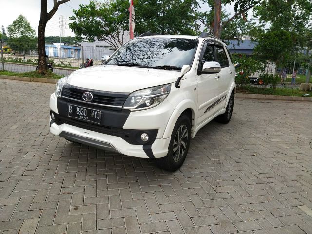 Jual Mobil Toyota Rush TRD Sportivo AT Matic 2016 Cash/Kredit Terbaik Tangerang