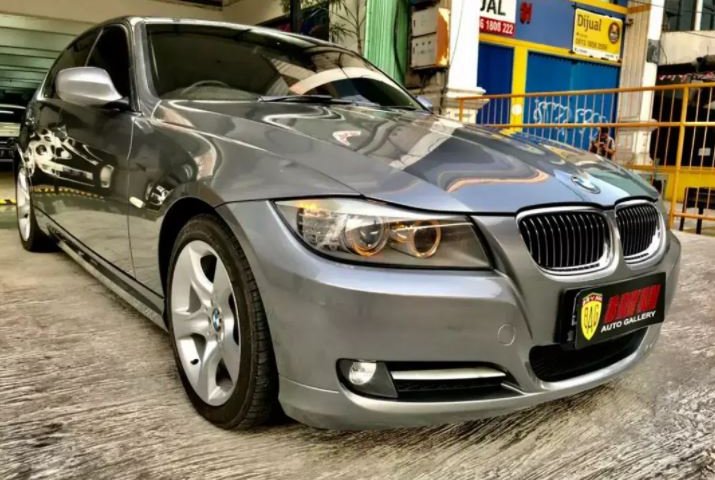 Jual Mobil Bekas BMW 3 Series 320i 2012 di DKI Jakarta