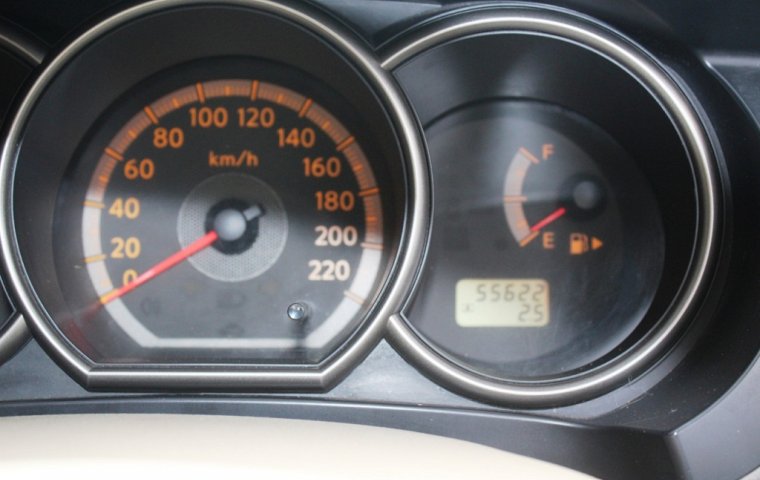 Dijual Cepat Nissan Grand Livina XV 2010 Hitam di DKI Jakarta