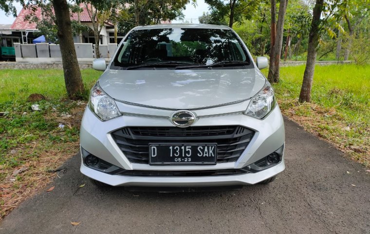 Jual Mobil Bekas Daihatsu Sigra 1.0 M M/T 2018 Silver di Jawa Barat