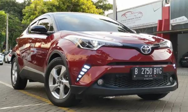 Dijual Mobil Toyota C-HR 2018 di Tangerang Selatan