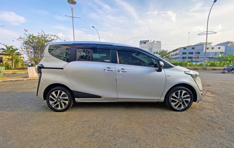 Dijual Cepat Toyota Sienta V 2017 di DKI Jakarta