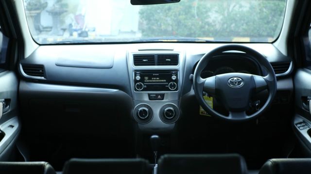 Jual Mobil Toyota Avanza G 2015 di Tangerang Selatan