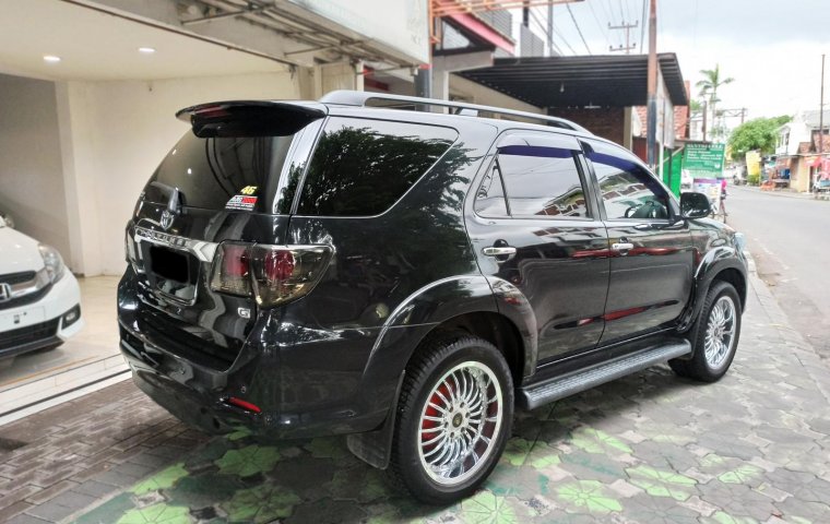 Dijual Cepat Toyota Fortuner G 2012 Manual SUV di Jawa Timur