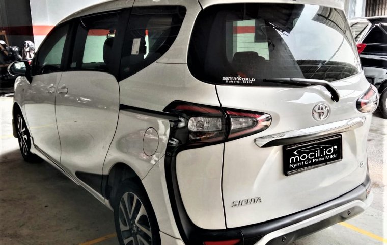 Jual mobil Toyota Sienta Q 2017 