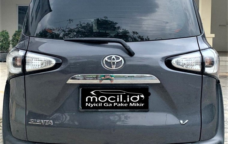 Jual mobil Toyota Sienta V 2017 , Kota Jakarta Barat, DKI Jakarta