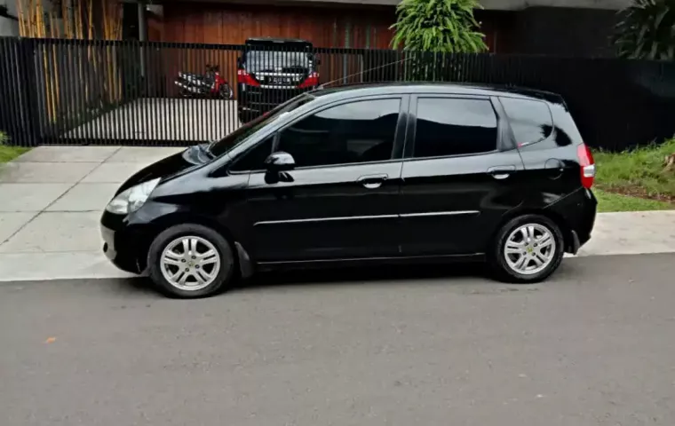 TERMURAH Honda Jazz I-DSI 2005 Matic Pajak Panjang Istimewa banget