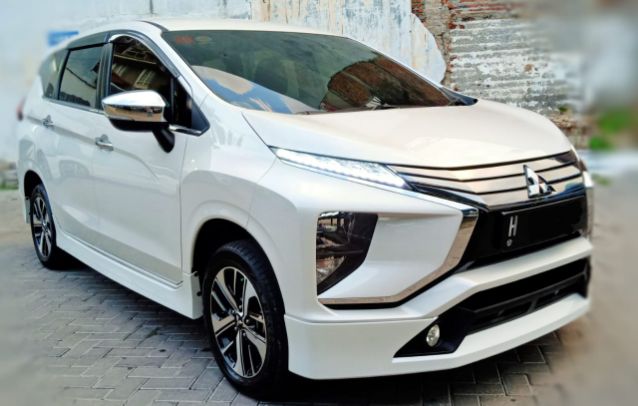 Mitsubishi Xpander ULTIMATE Full Option Matic 2018 Putih