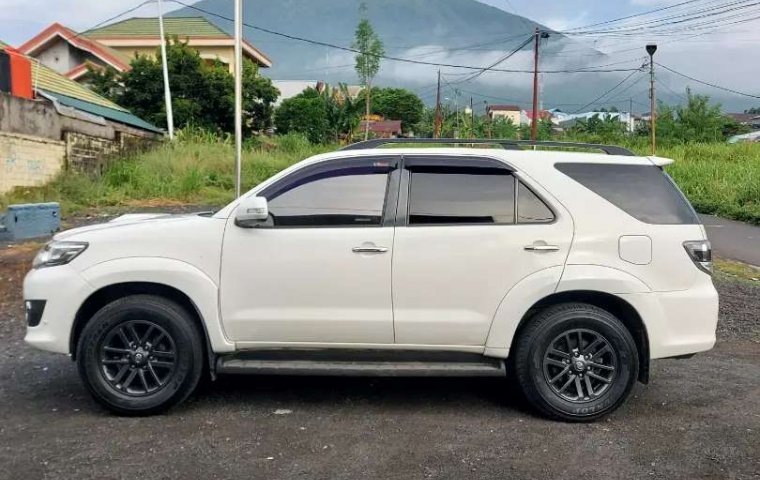 Mobil Toyota Fortuner 2015 G dijual, Maluku Utara