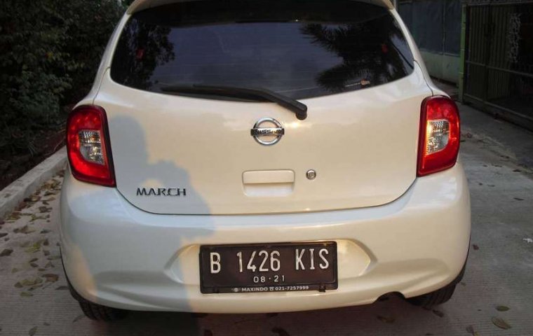 Mobil Nissan March 2016 1.2L dijual, Jawa Barat