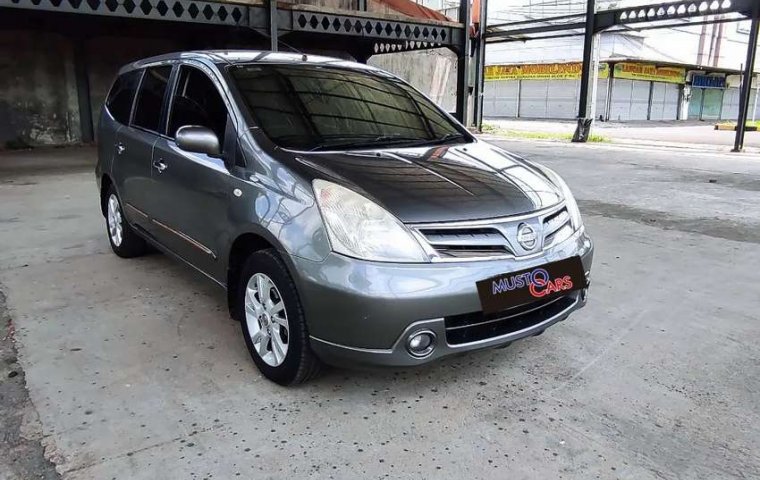 Mobil Nissan Grand Livina 2011 XV dijual, Jawa Barat