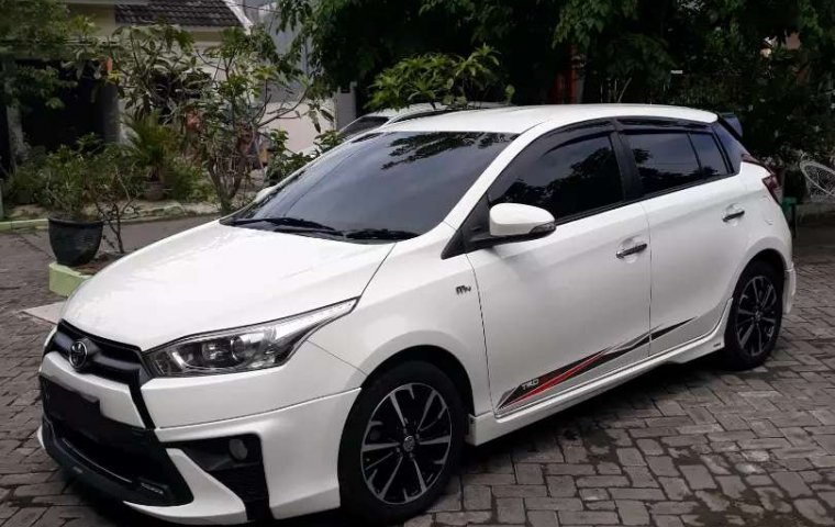 Toyota Yaris 2017 Jawa Timur dijual dengan harga termurah