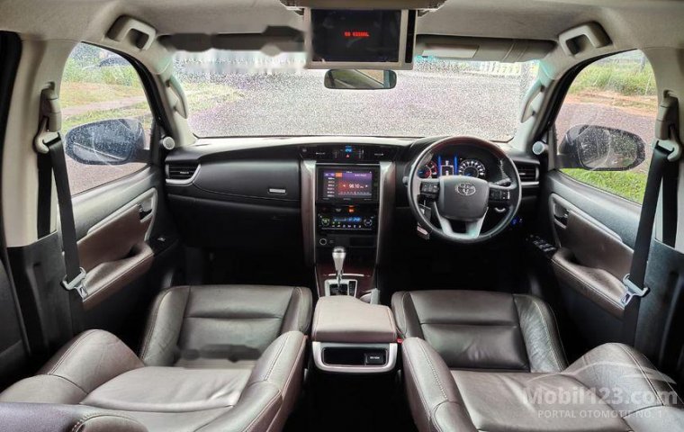 Jual mobil bekas murah Toyota Fortuner VRZ 2016 di Jawa Barat