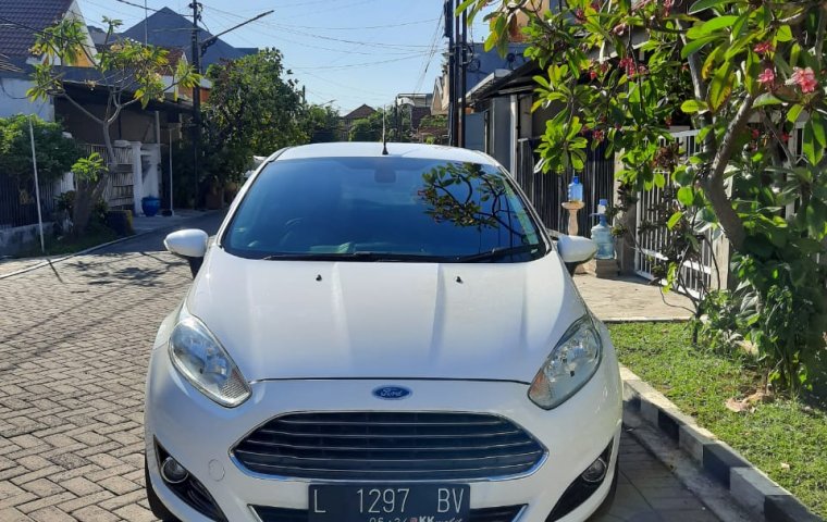 2014 Ford Fiesta S 1.5 AT Putih Surabaya