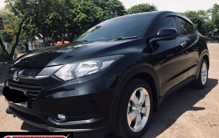 Honda HR-V E 2015 Hitam 