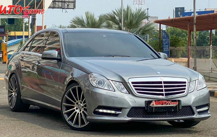 Mercedes Benz E300 2011 Avantgarde