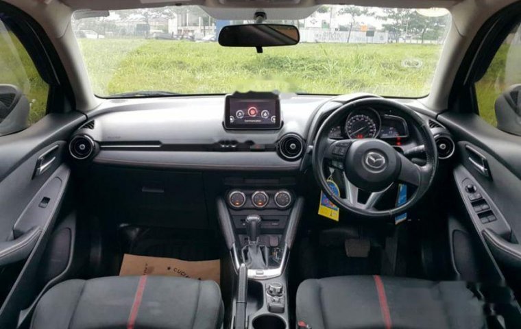 Jual cepat Mazda 2 Hatchback 2014 di DKI Jakarta