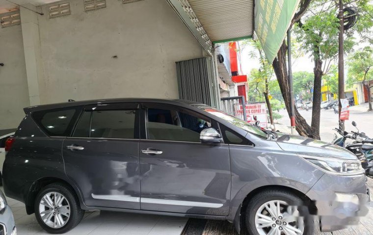 Dijual mobil bekas Toyota Kijang Innova Q, Jawa Timur 
